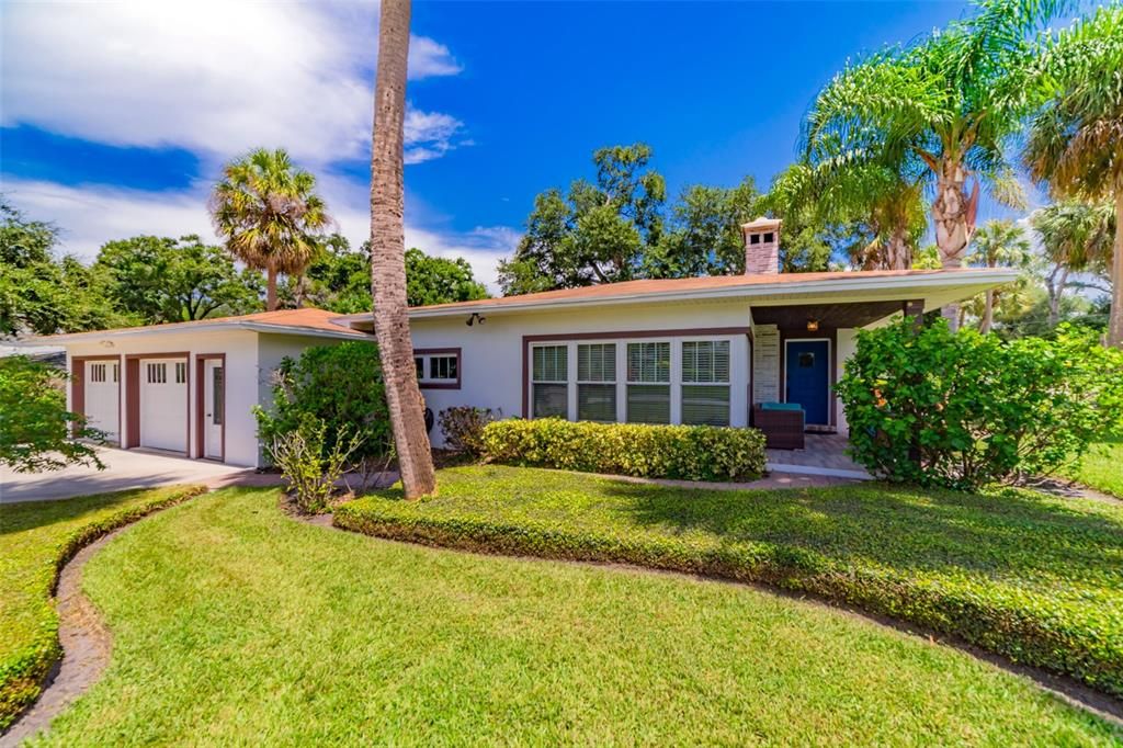 En Renta: $10,000 (3 camas, 3 baños, 2286 Pies cuadrados)