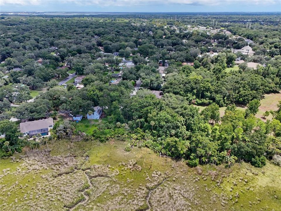 На продажу: $250,000 (3.75 acres)