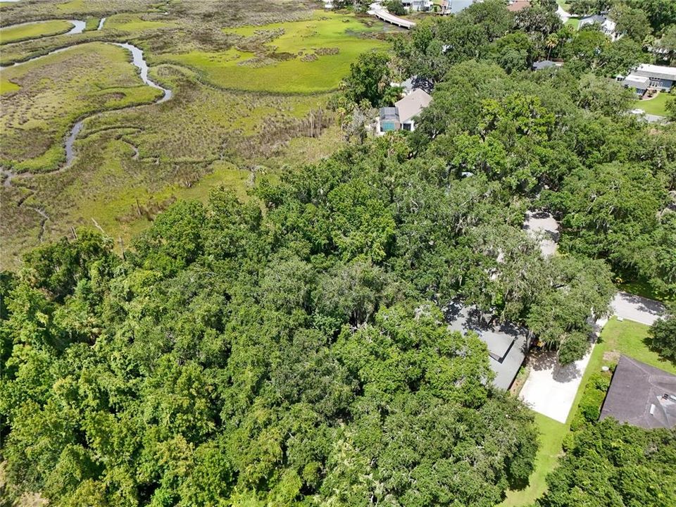 На продажу: $250,000 (3.75 acres)