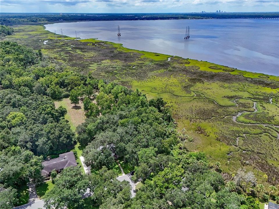 На продажу: $250,000 (3.75 acres)