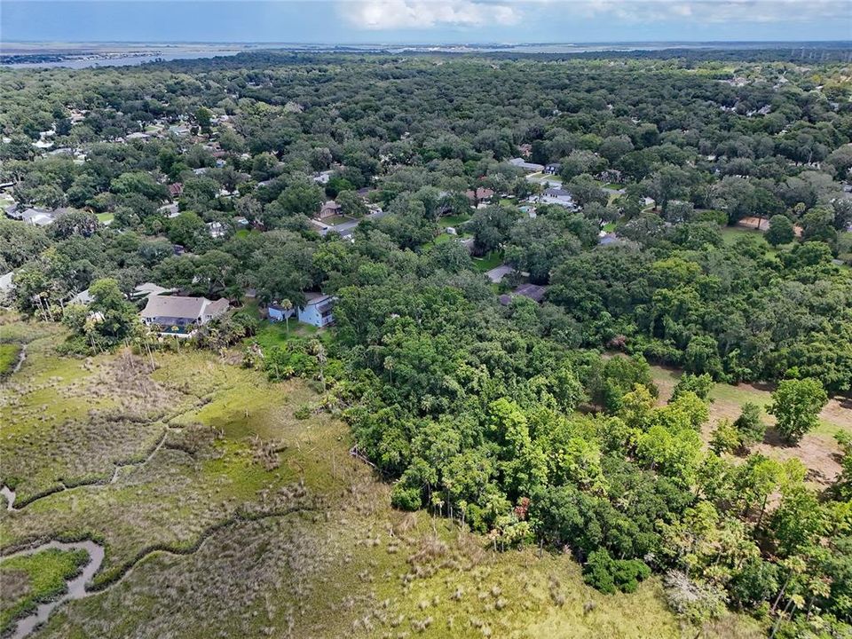 На продажу: $250,000 (3.75 acres)