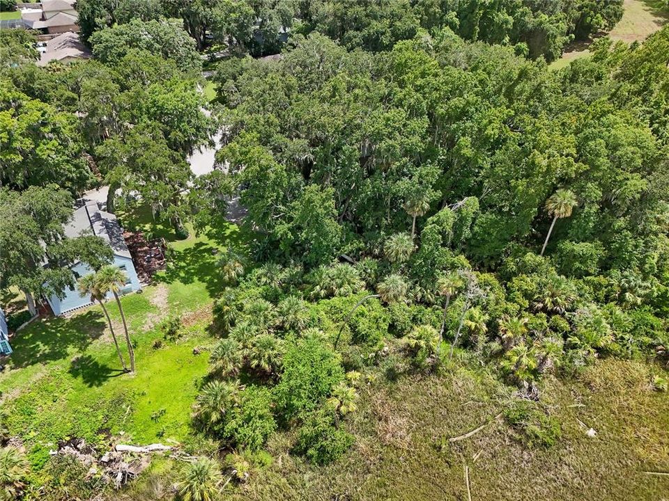 На продажу: $250,000 (3.75 acres)