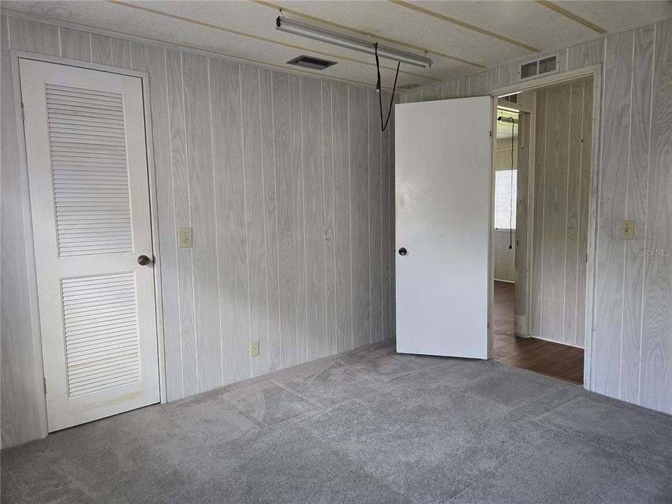 For Sale: $120,000 (2 beds, 2 baths, 1344 Square Feet)