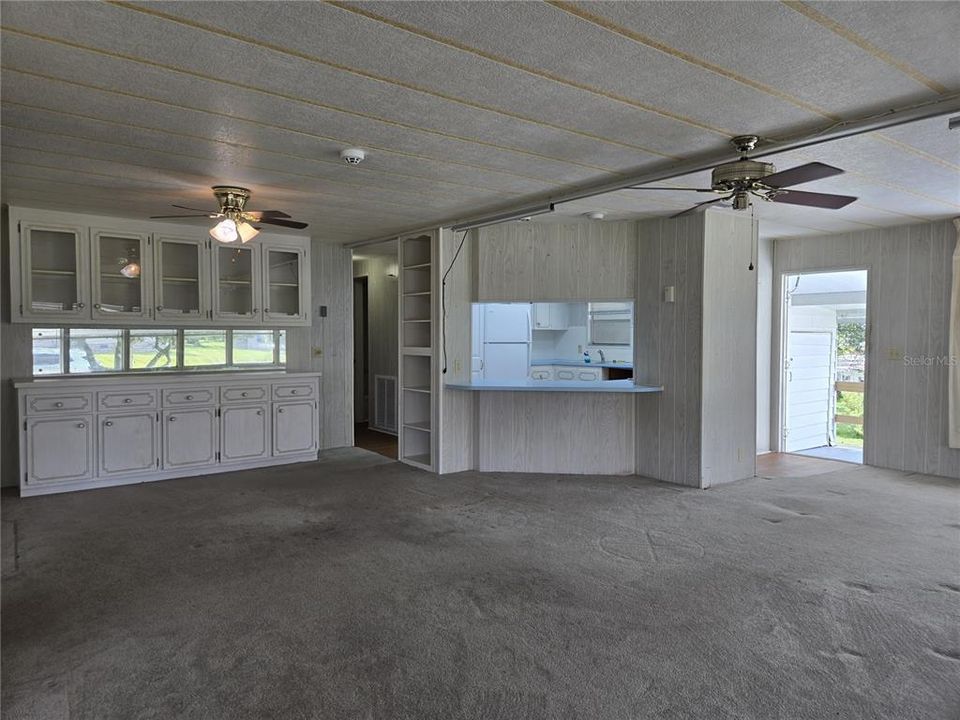 For Sale: $120,000 (2 beds, 2 baths, 1344 Square Feet)