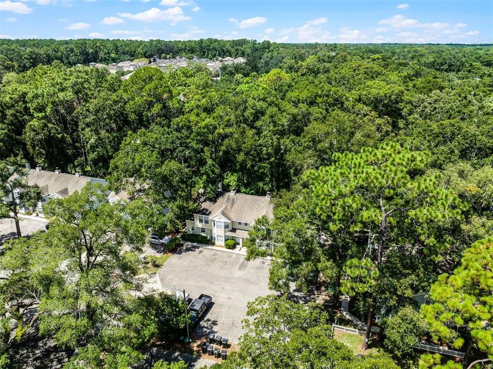 Под контрактом: $158,500 (2 спален, 1 ванн, 1160 Квадратных фут)