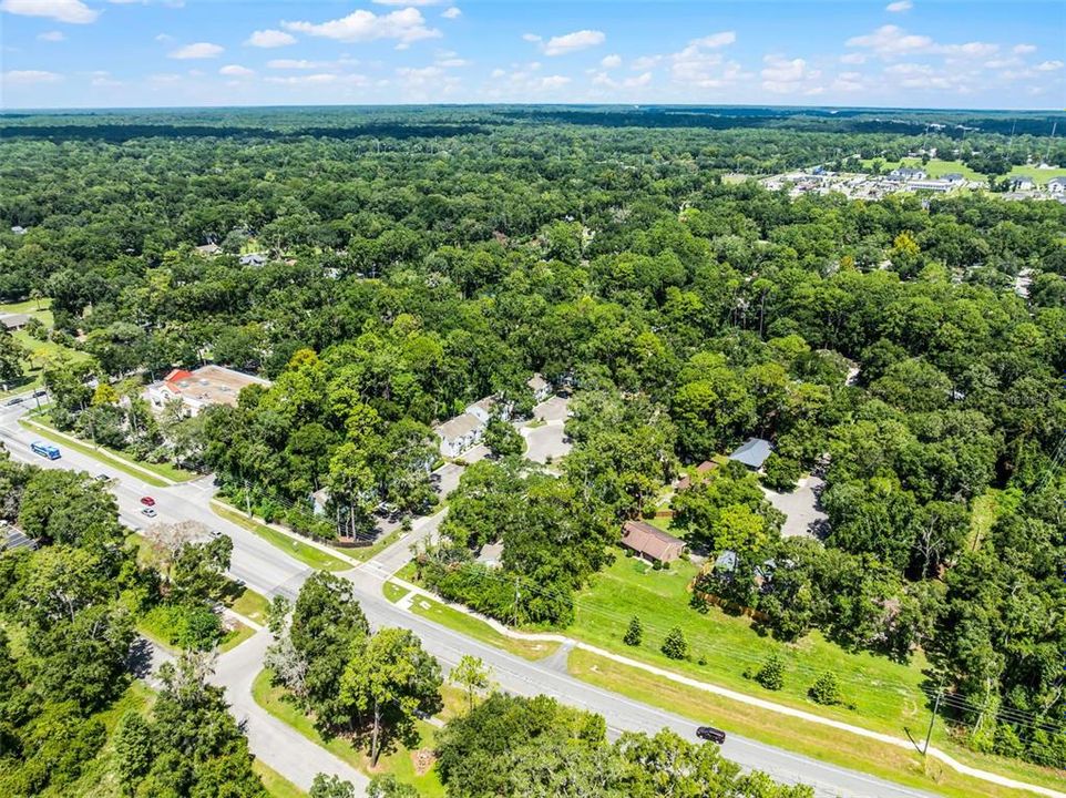 Под контрактом: $158,500 (2 спален, 1 ванн, 1160 Квадратных фут)