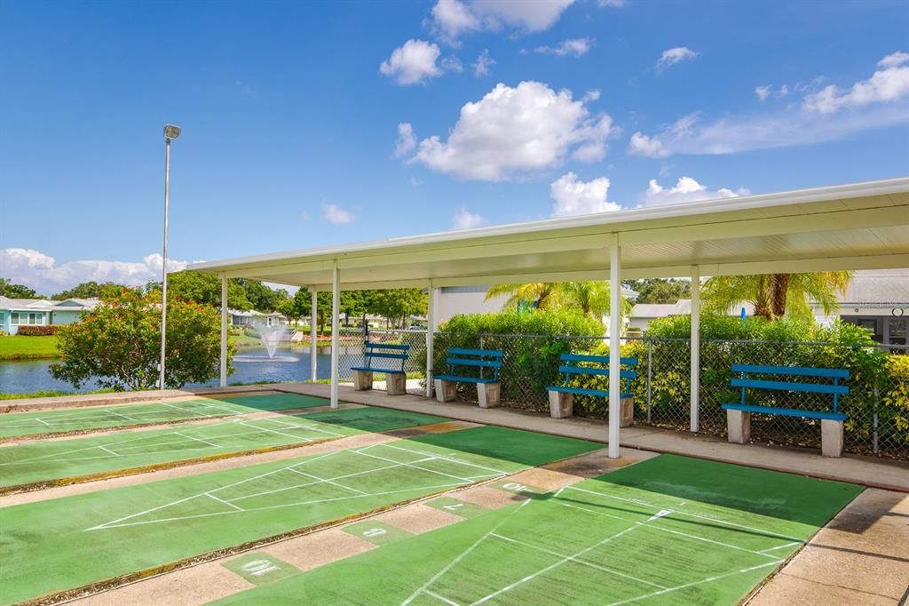 Active With Contract: $155,000 (1 beds, 1 baths, 814 Square Feet)