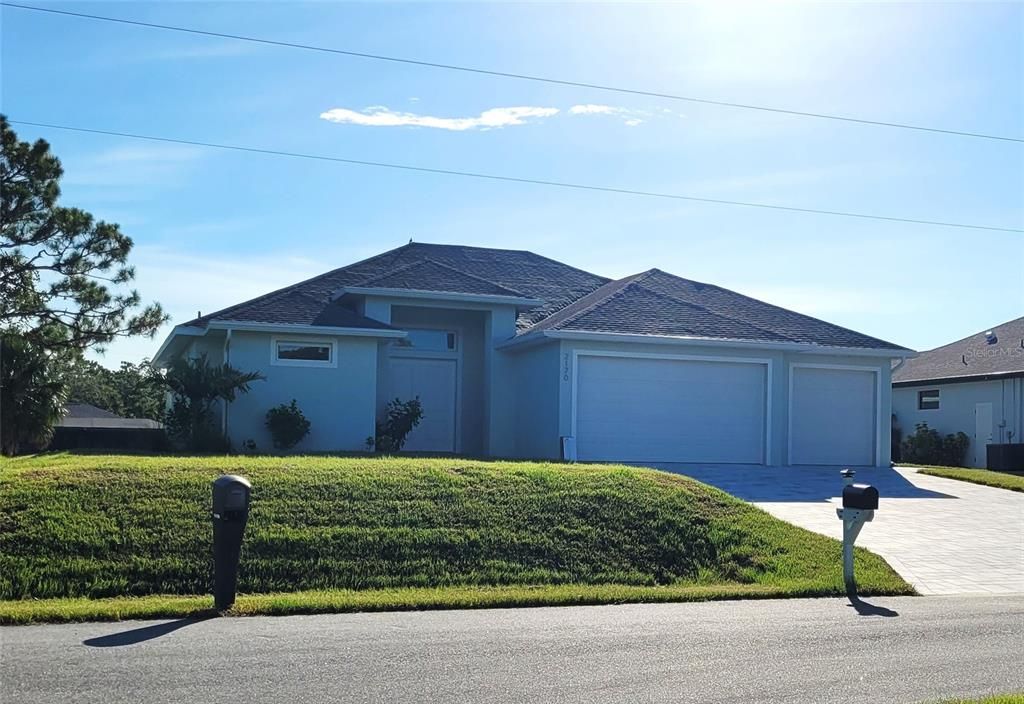 Recently Sold: $465,000 (3 beds, 2 baths, 1770 Square Feet)