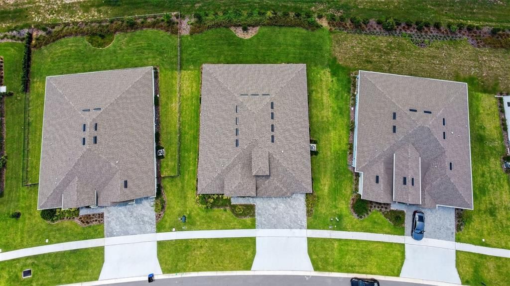 合同活跃: $999,999 (4 贝兹, 3 浴室, 3248 平方英尺)