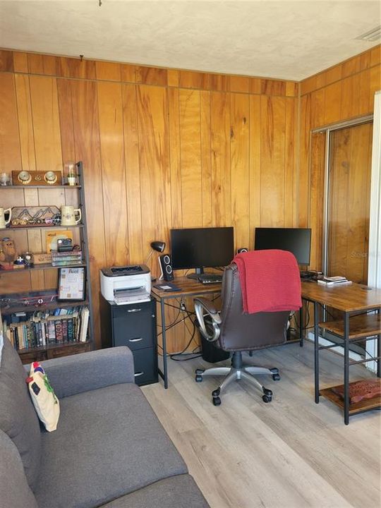 Active With Contract: $2,200 (2 beds, 2 baths, 1224 Square Feet)