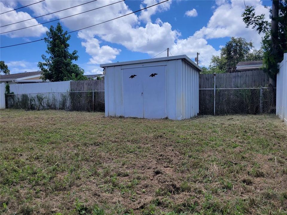 Active With Contract: $2,200 (2 beds, 2 baths, 1224 Square Feet)