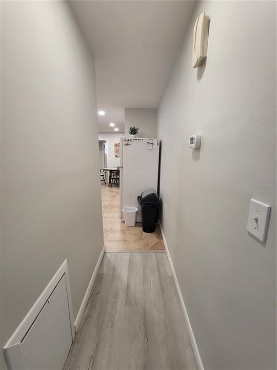 Active With Contract: $2,200 (2 beds, 2 baths, 1224 Square Feet)