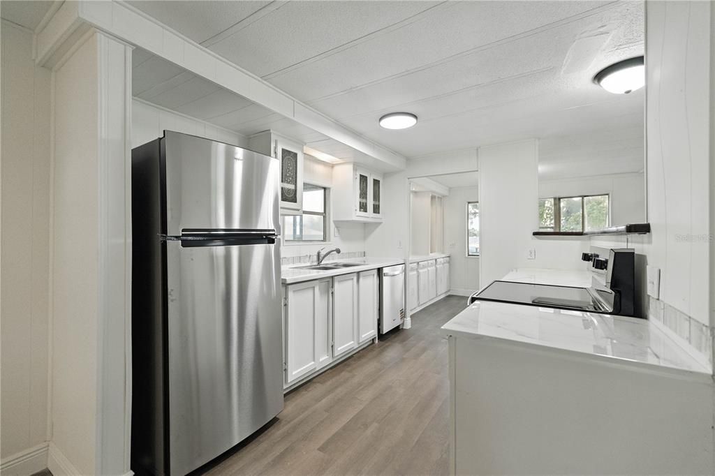 待售: $129,900 (2 贝兹, 2 浴室, 1152 平方英尺)