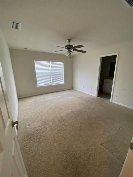 Active With Contract: $1,750 (3 beds, 2 baths, 1507 Square Feet)