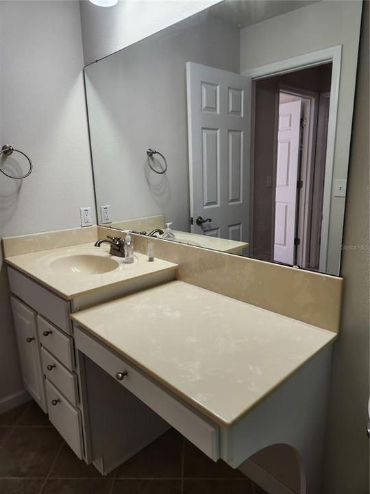 Active With Contract: $1,750 (3 beds, 2 baths, 1507 Square Feet)