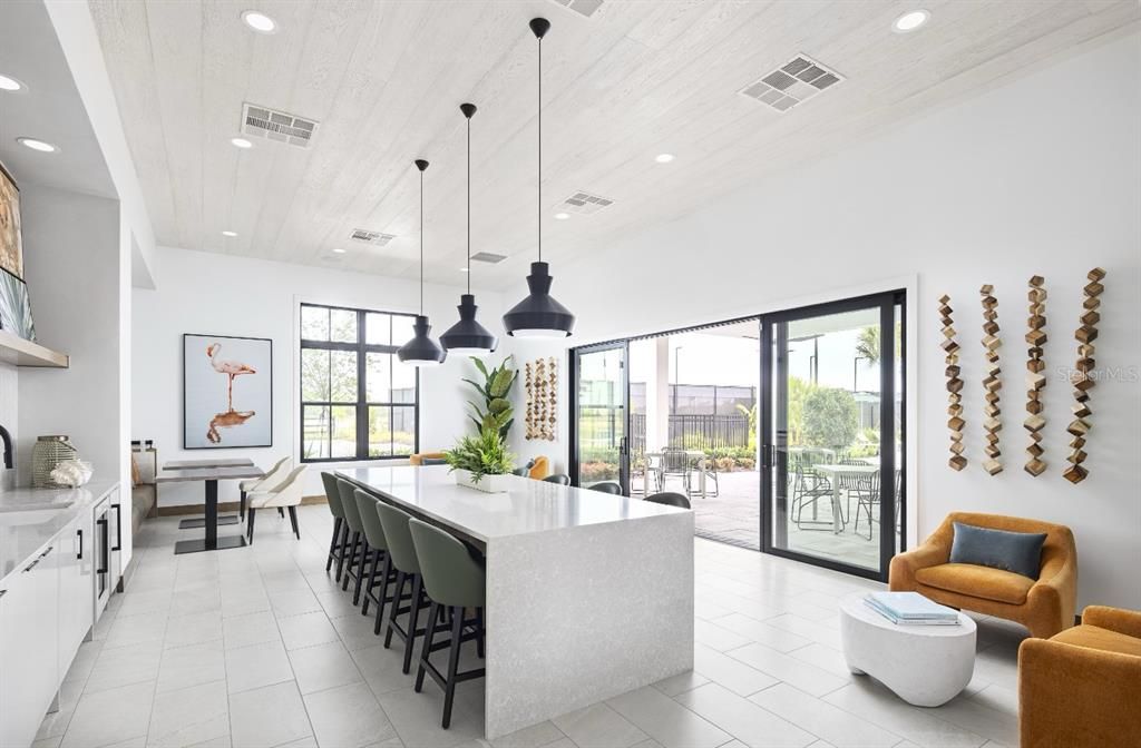 For Sale: $915,000 (5 beds, 4 baths, 3940 Square Feet)