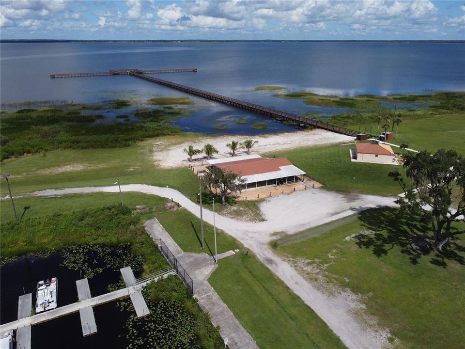 待售: $17,000 (0.55 acres)