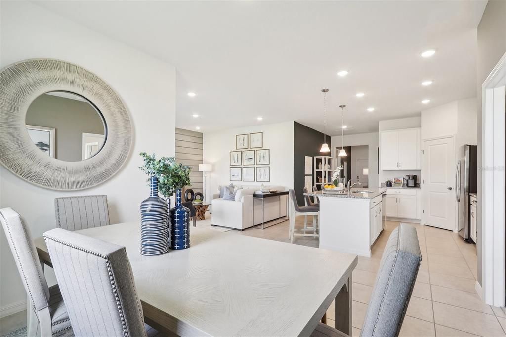 Activo con contrato: $295,990 (3 camas, 2 baños, 1589 Pies cuadrados)