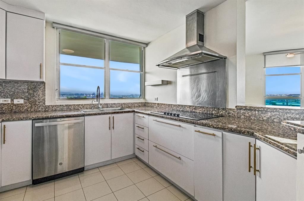 En Venta: $1,500,000 (3 camas, 2 baños, 0 Pies cuadrados)