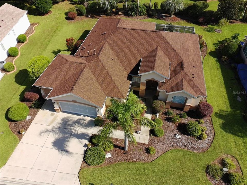 For Sale: $469,000 (3 beds, 2 baths, 2324 Square Feet)