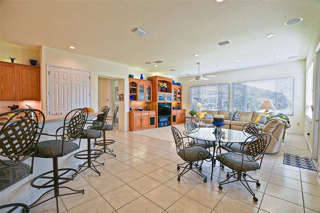 For Sale: $469,000 (3 beds, 2 baths, 2324 Square Feet)