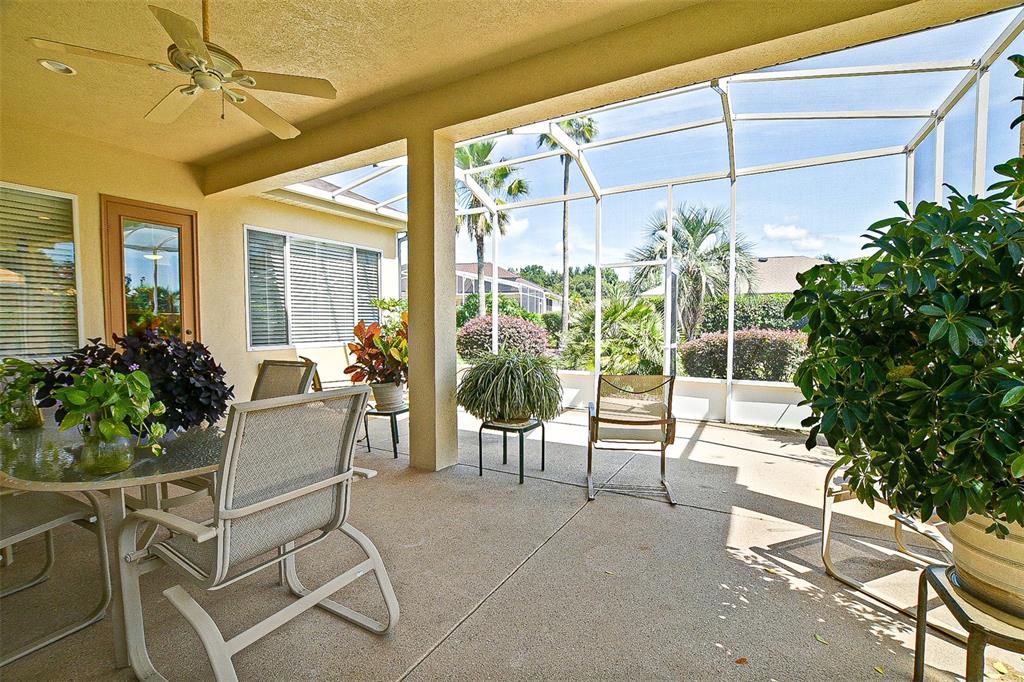 For Sale: $469,000 (3 beds, 2 baths, 2324 Square Feet)