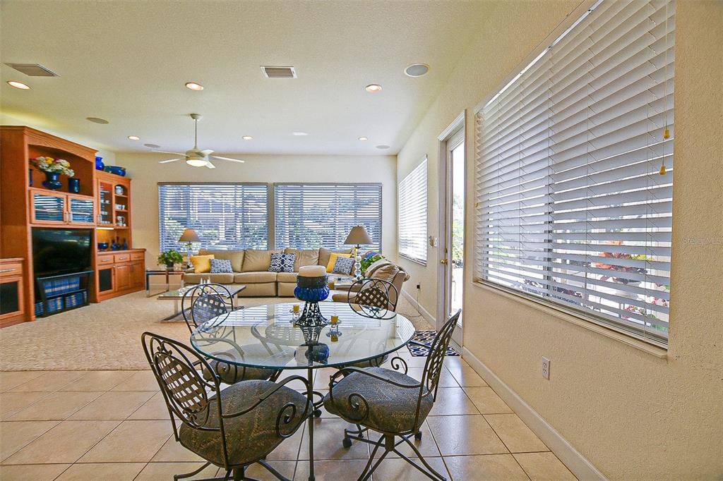 For Sale: $469,000 (3 beds, 2 baths, 2324 Square Feet)