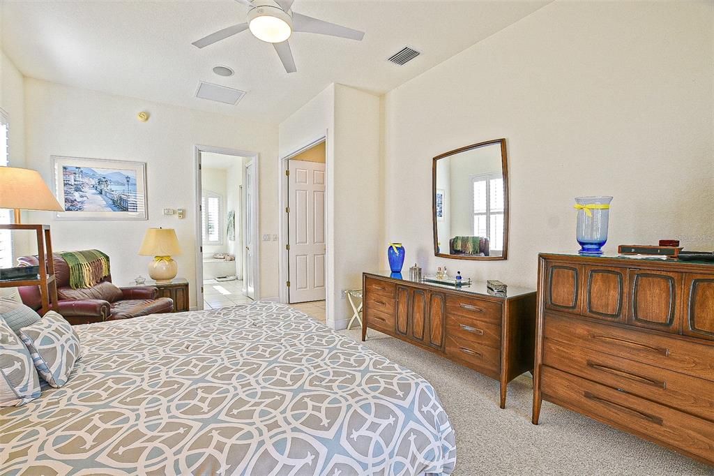 For Sale: $469,000 (3 beds, 2 baths, 2324 Square Feet)