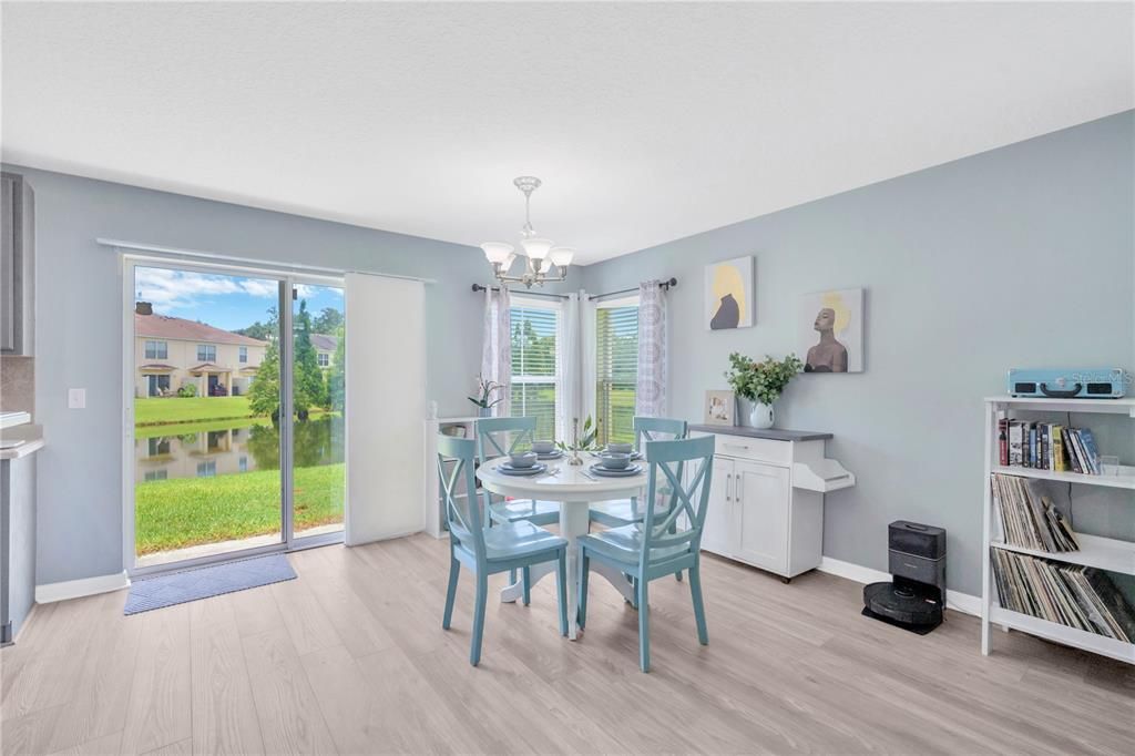 待售: $280,000 (3 贝兹, 2 浴室, 1824 平方英尺)