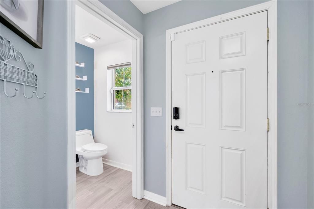 待售: $280,000 (3 贝兹, 2 浴室, 1824 平方英尺)