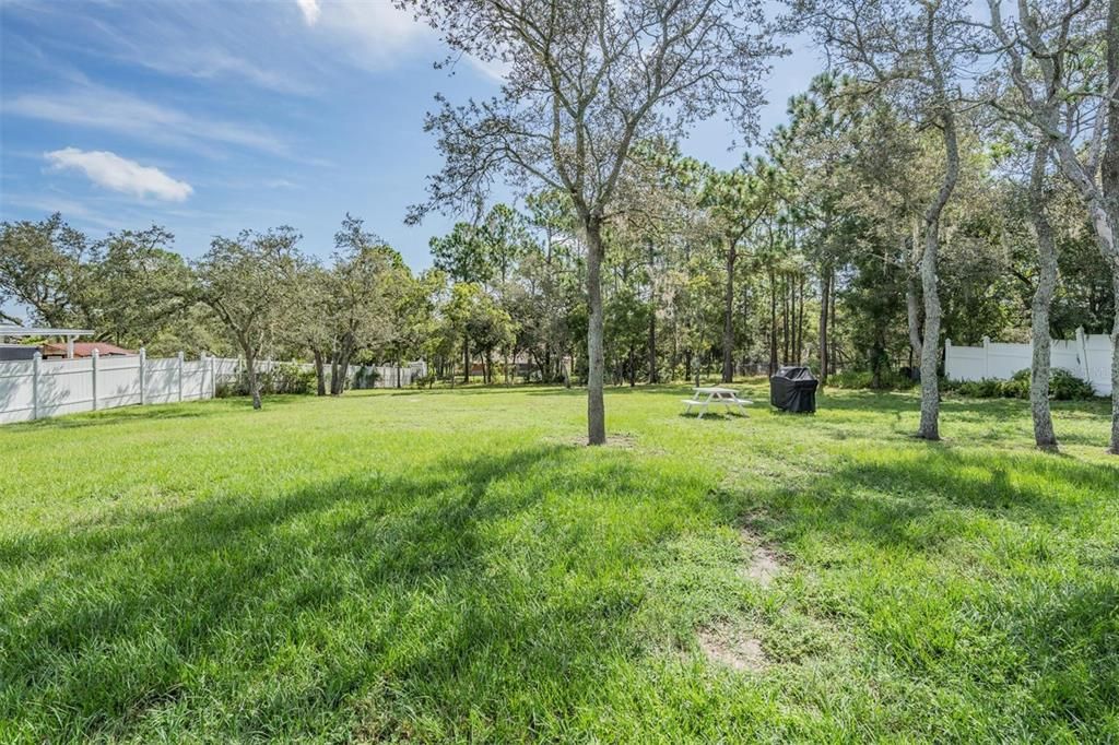 Activo con contrato: $442,000 (5 camas, 3 baños, 2684 Pies cuadrados)