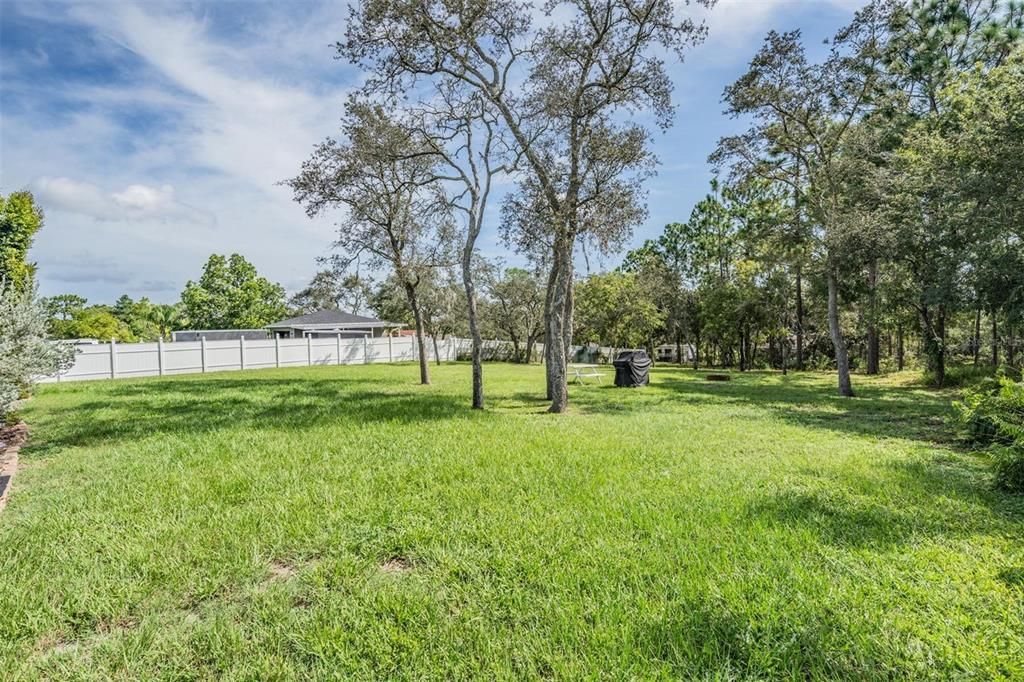 Activo con contrato: $442,000 (5 camas, 3 baños, 2684 Pies cuadrados)