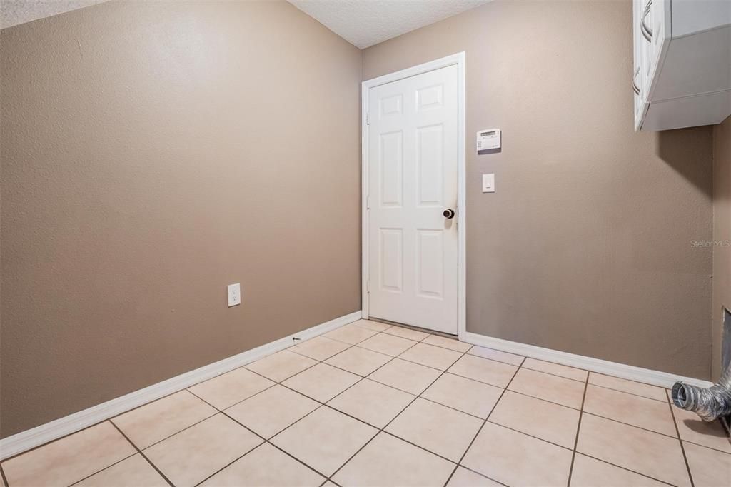 Activo con contrato: $442,000 (5 camas, 3 baños, 2684 Pies cuadrados)