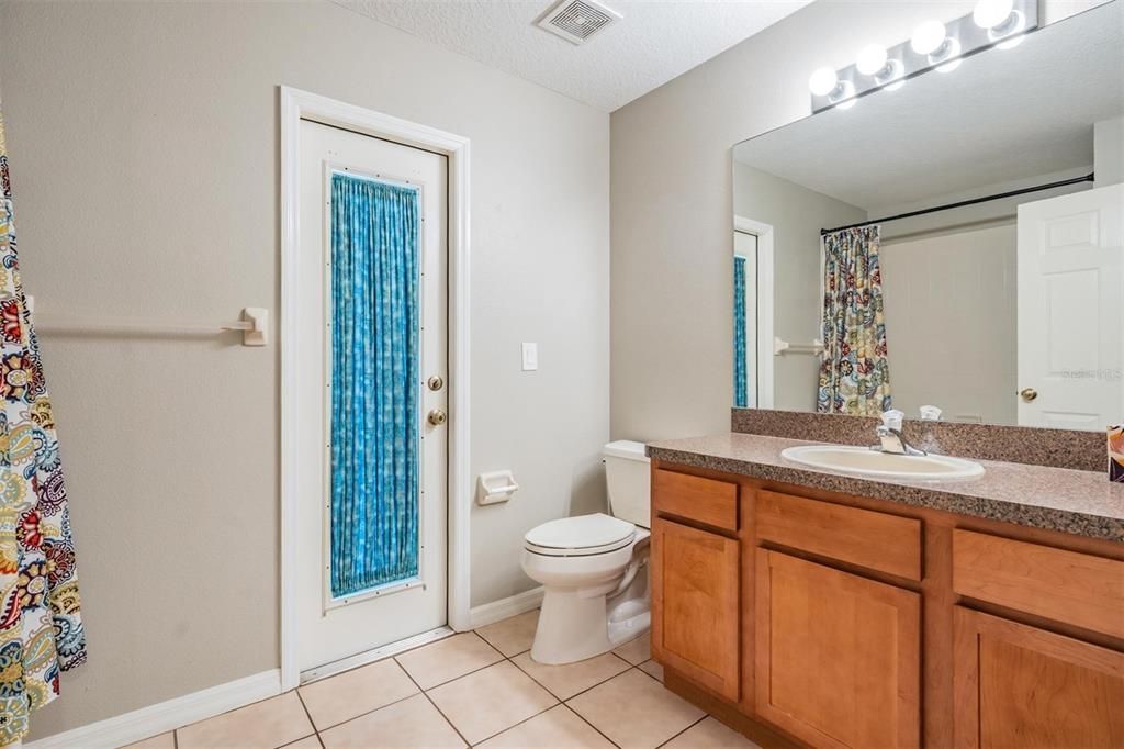 Activo con contrato: $442,000 (5 camas, 3 baños, 2684 Pies cuadrados)