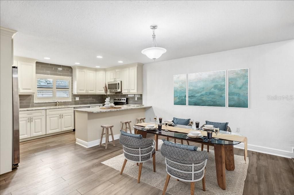 На продажу: $385,000 (2 спален, 2 ванн, 1440 Квадратных фут)