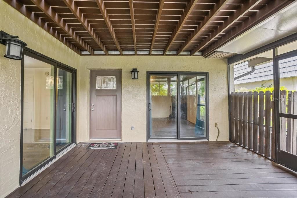 На продажу: $385,000 (2 спален, 2 ванн, 1440 Квадратных фут)