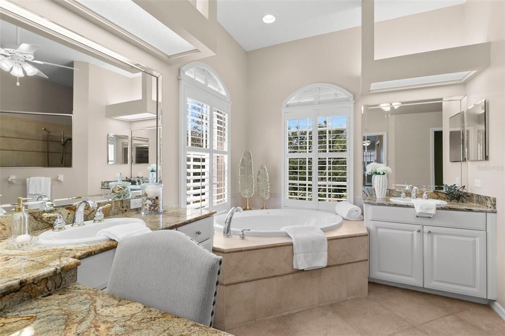 For Sale: $1,800,000 (4 beds, 3 baths, 4220 Square Feet)