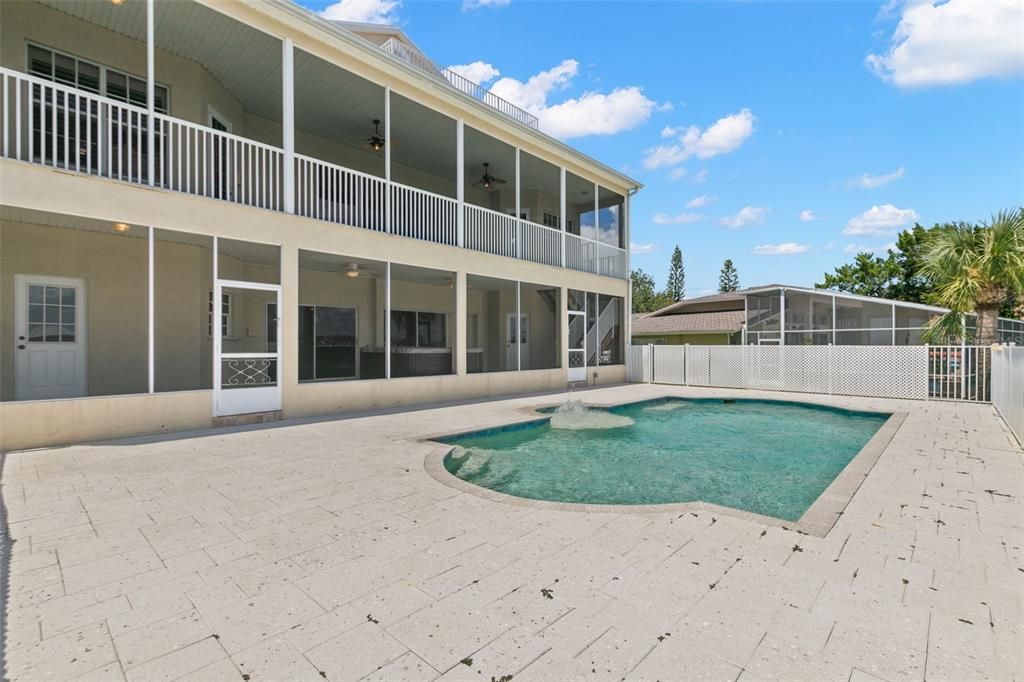 For Sale: $1,800,000 (4 beds, 3 baths, 4220 Square Feet)