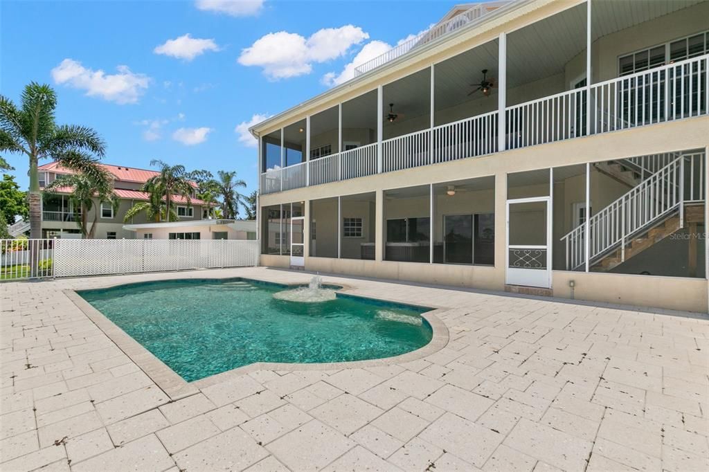 For Sale: $1,800,000 (4 beds, 3 baths, 4220 Square Feet)