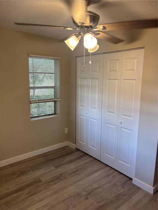 For Sale: $199,900 (2 beds, 1 baths, 775 Square Feet)