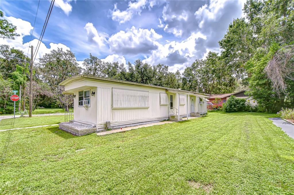 待售: $64,900 (2 贝兹, 1 浴室, 672 平方英尺)