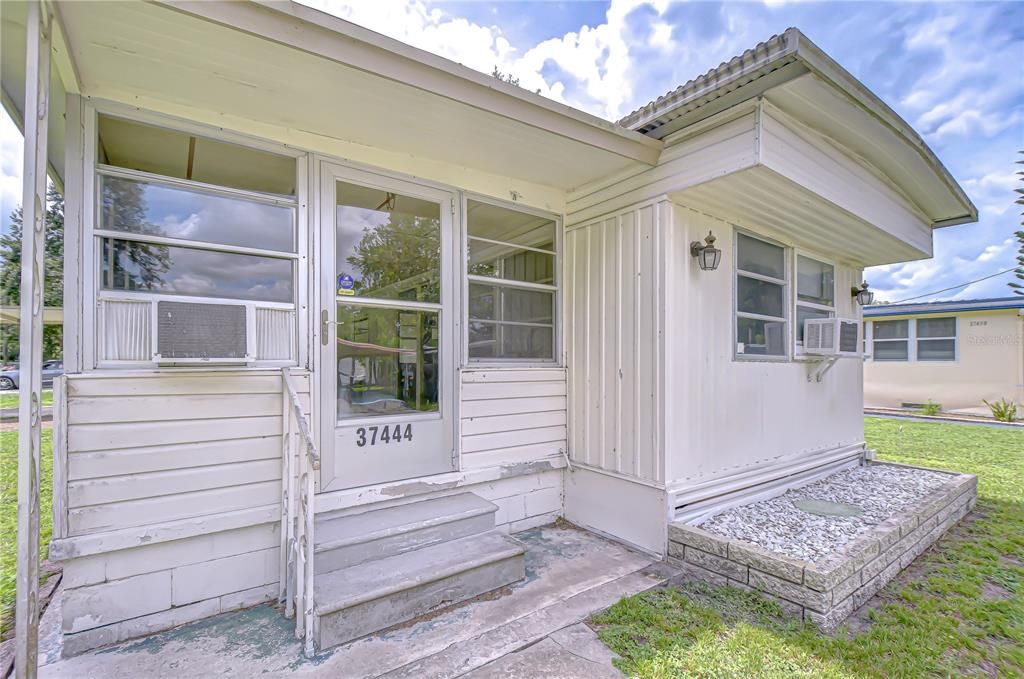 待售: $64,900 (2 贝兹, 1 浴室, 672 平方英尺)