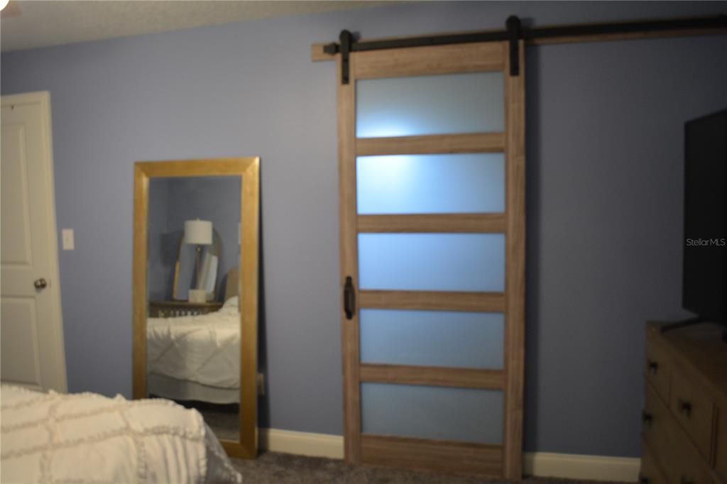 На продажу: $310,000 (2 спален, 2 ванн, 1348 Квадратных фут)