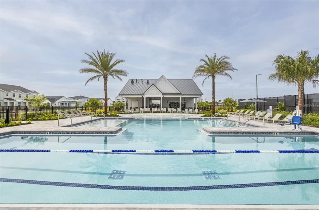 For Sale: $699,000 (3 beds, 3 baths, 2510 Square Feet)