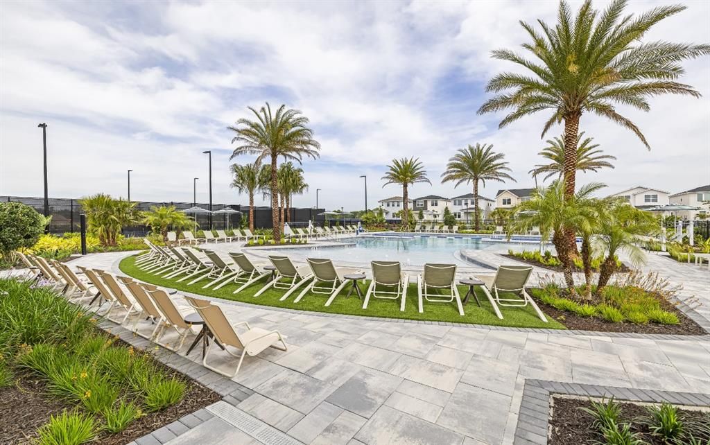 For Sale: $699,000 (3 beds, 3 baths, 2510 Square Feet)