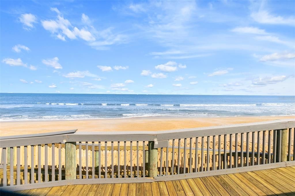 待售: $299,000 (2 贝兹, 1 浴室, 1223 平方英尺)