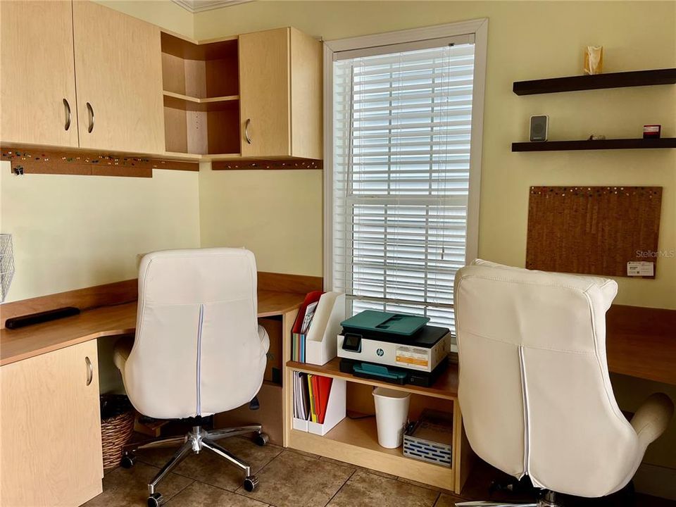 待售: $299,000 (2 贝兹, 1 浴室, 1223 平方英尺)