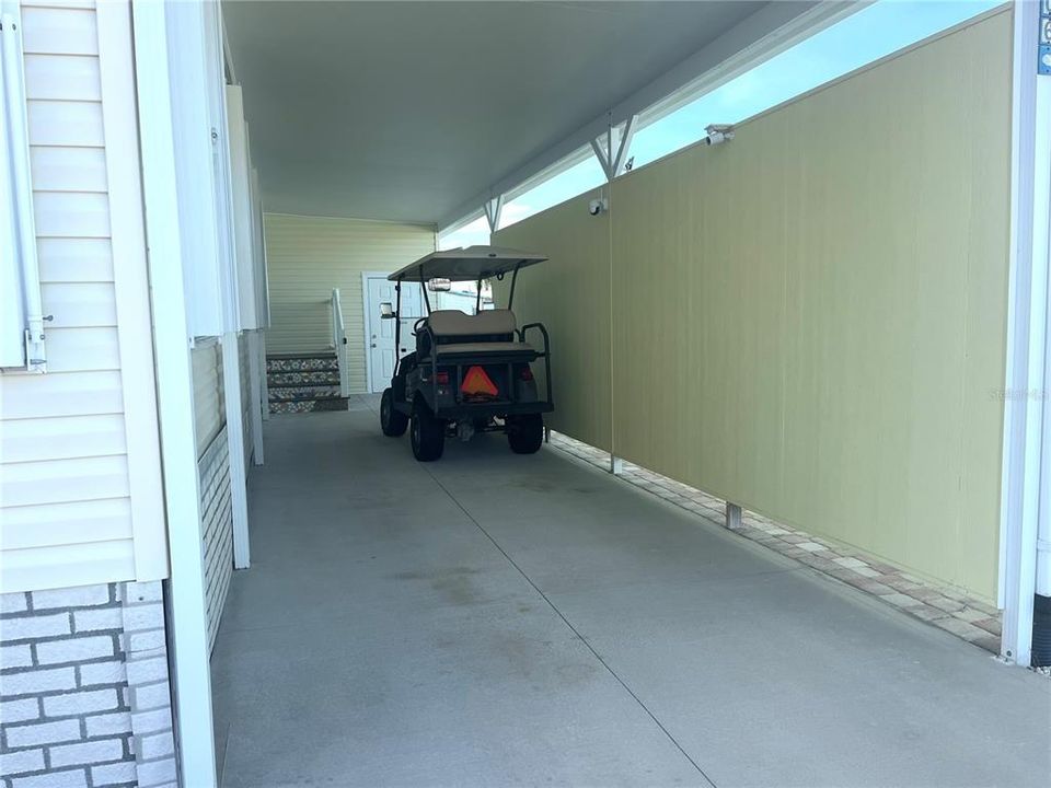 待售: $299,000 (2 贝兹, 1 浴室, 1223 平方英尺)