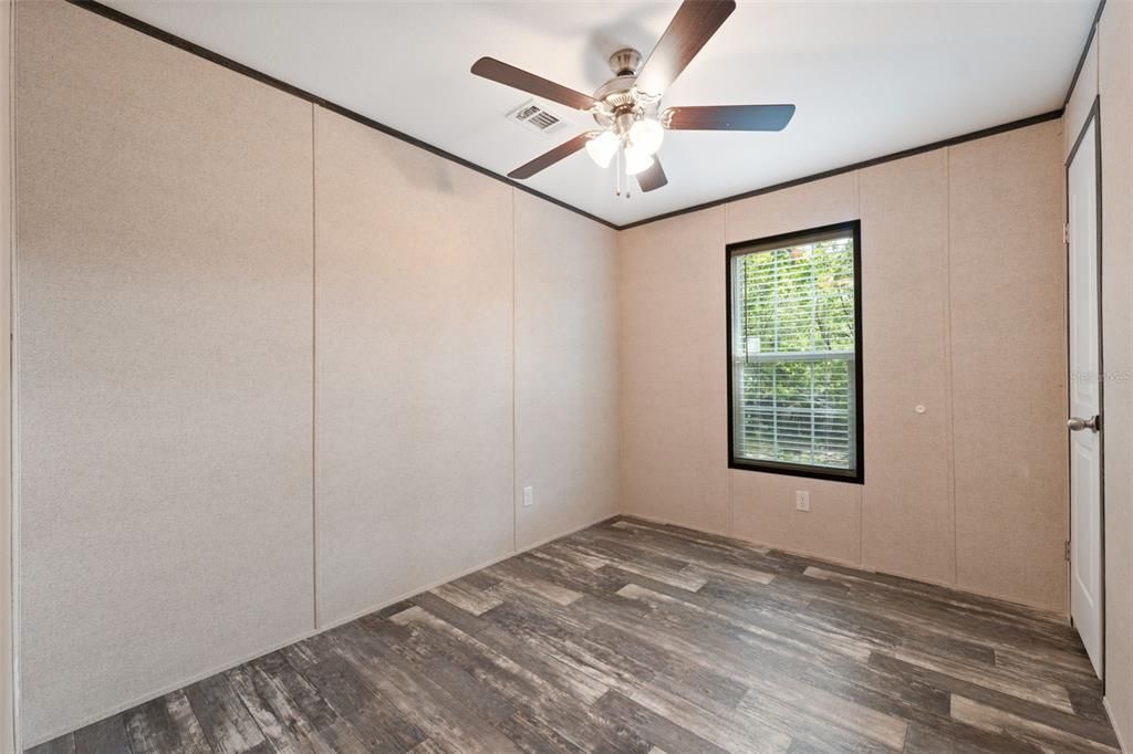 待售: $168,900 (3 贝兹, 2 浴室, 1001 平方英尺)