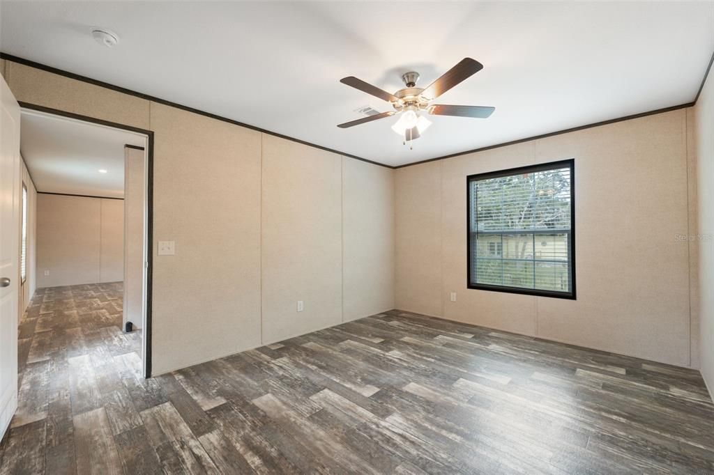 待售: $168,900 (3 贝兹, 2 浴室, 1001 平方英尺)